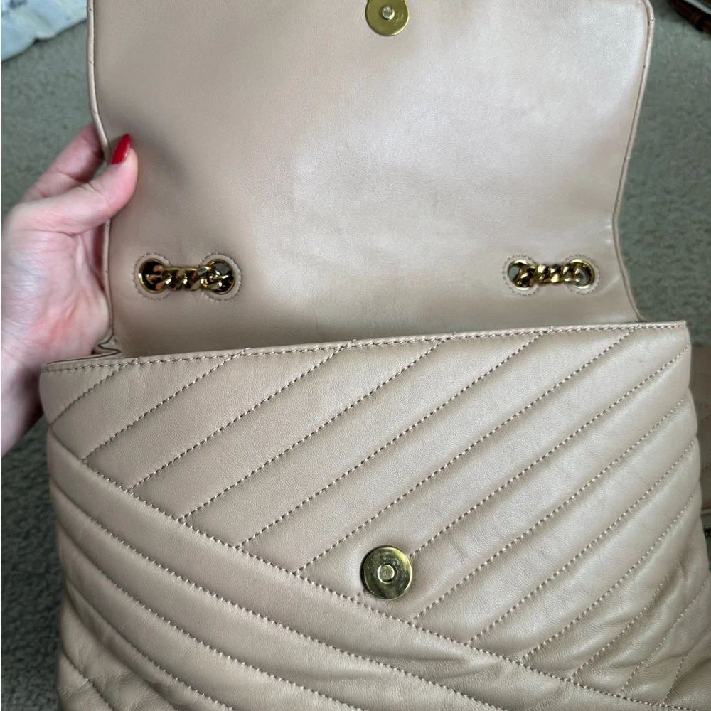 Tory Burch Beige Kira Chevron Shoulder Bag